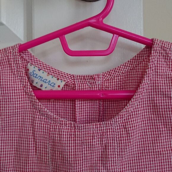 Samara red white gingham dress with floral Applique Dress size 4T - Picture 3 of 10